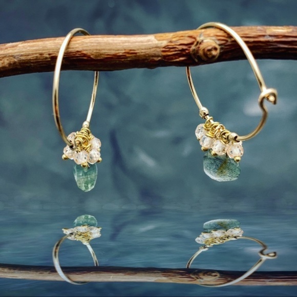 Matana Handmade Moss Aquamarine hoop earrings - Picture 2 of 4